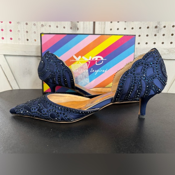 New in box XYD Women's Pumps size 9 - Picture 1 of 9